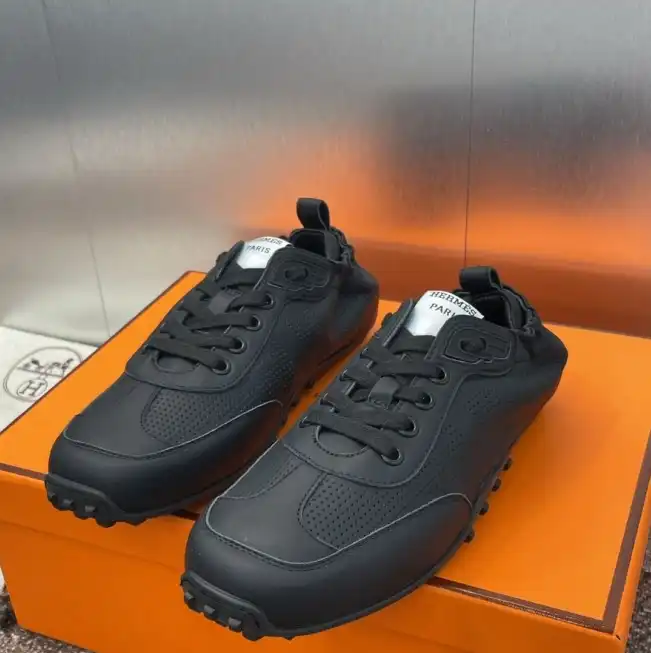 hype Hermes Casual Shoes