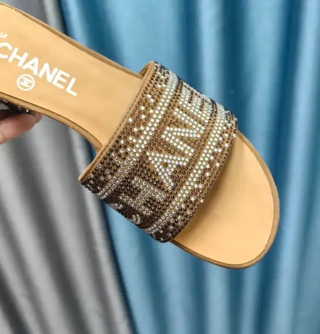 hype Chanel Slippers