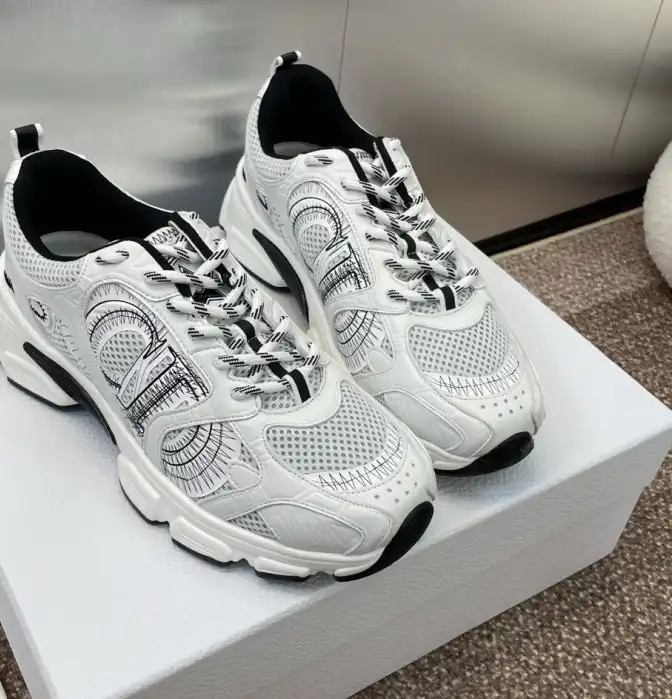 hype Christian Dior Sneakers