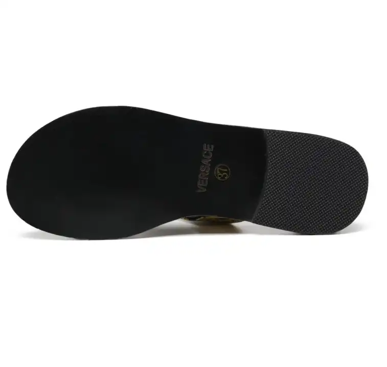 hype Givenchy Slippers