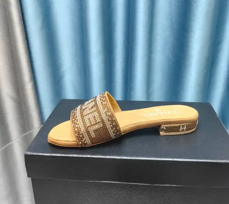 hype Chanel Slippers