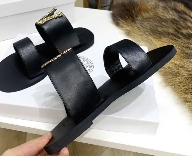 hype Givenchy Slippers