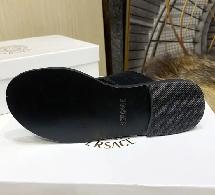 hype Givenchy Slippers