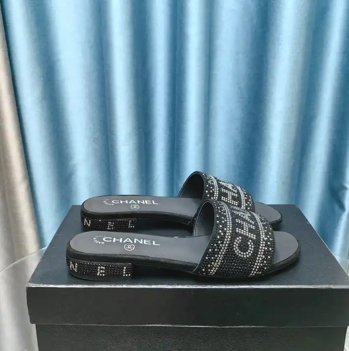 hype Chanel Slippers