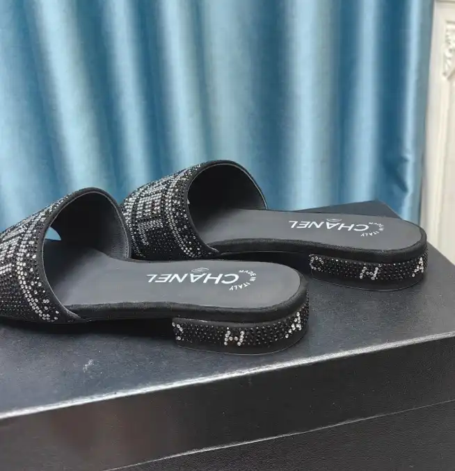 hype Chanel Slippers