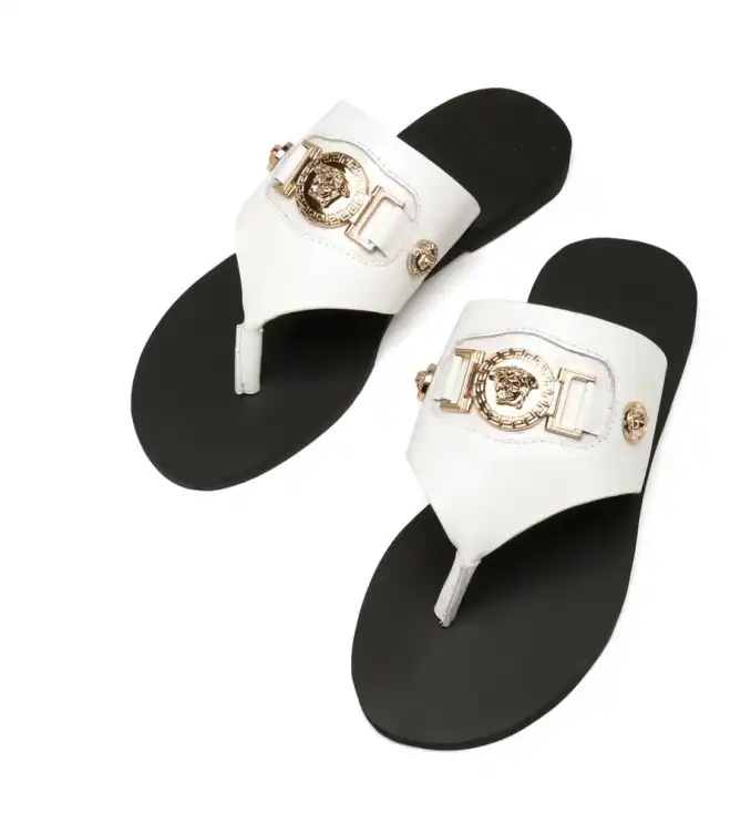 hype Givenchy Slippers