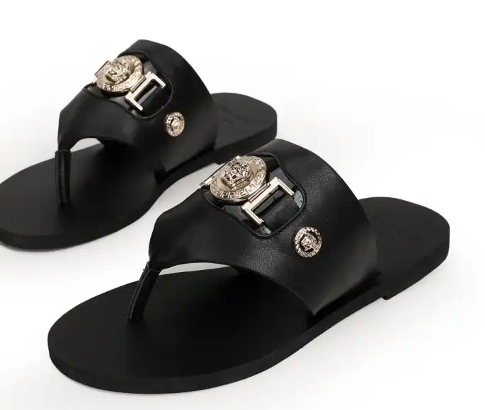 hype Givenchy Slippers