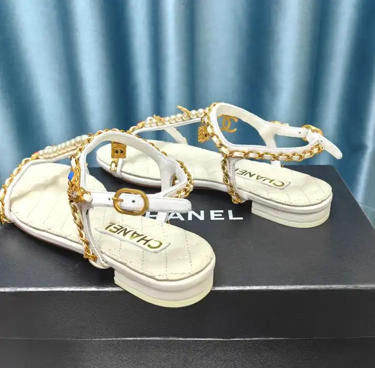 hype Chanel Slippers