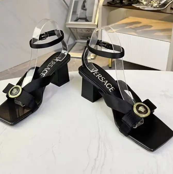 hype Givenchy High Heels