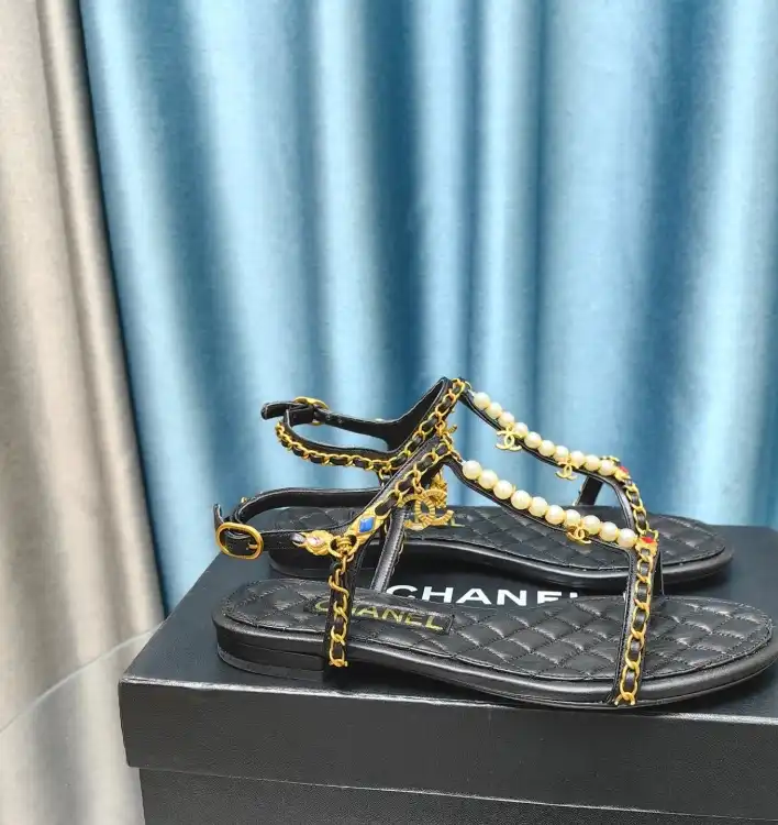 hype Chanel Slippers