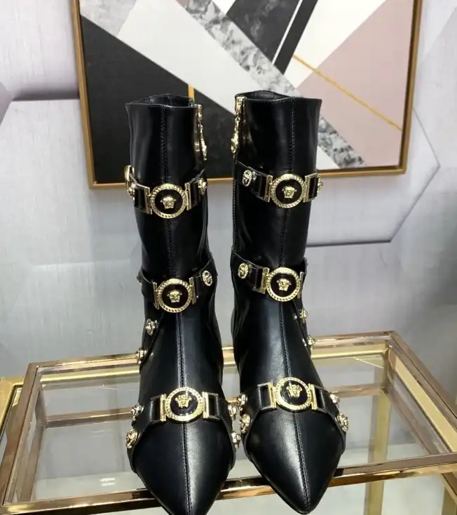 hype Givenchy Boots