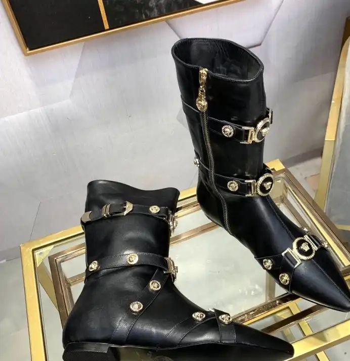 hype Givenchy Boots