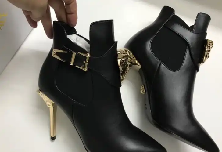 hype Givenchy Boots