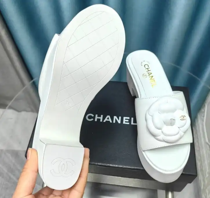 hype Chanel Slippers