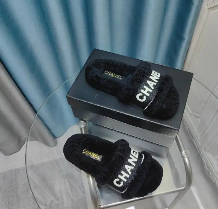 hype Chanel Slippers