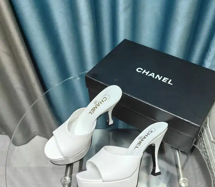 hype Chanel High Heels