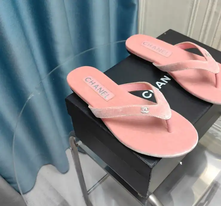 hype Chanel Slippers