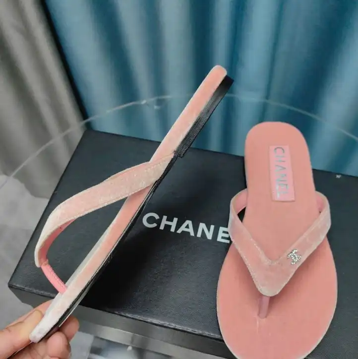 hype Chanel Slippers