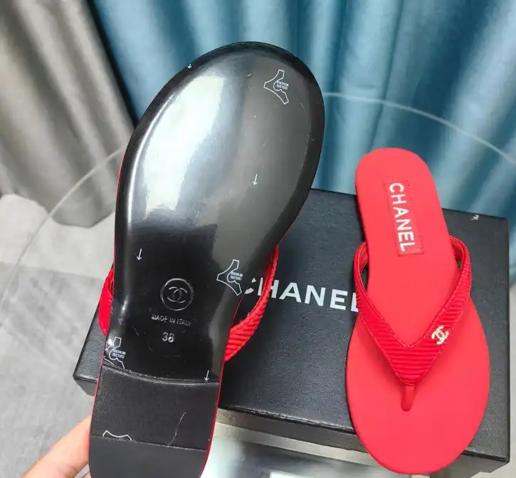 hype Chanel Slippers