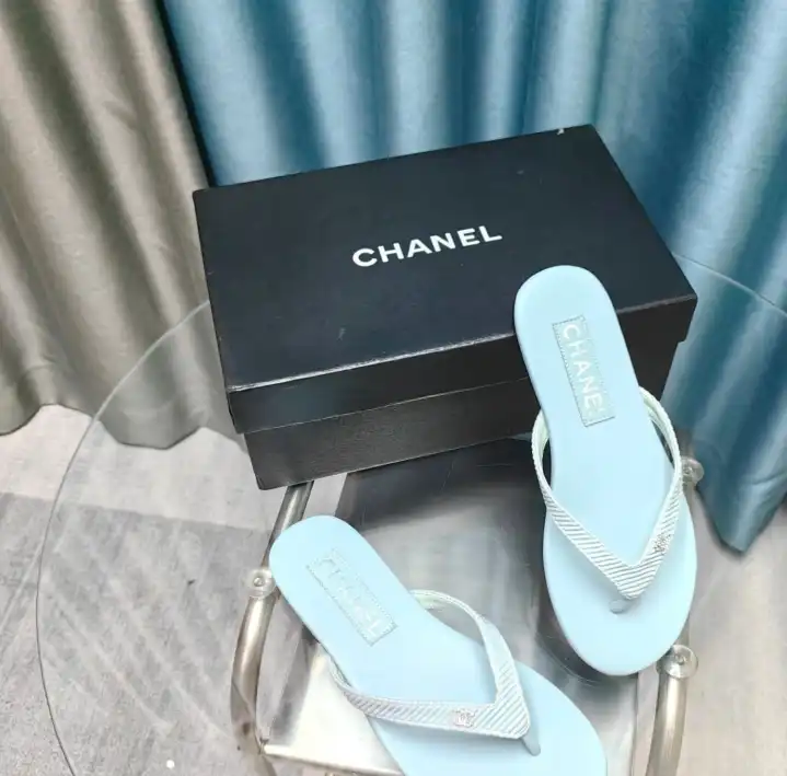 hype Chanel Slippers