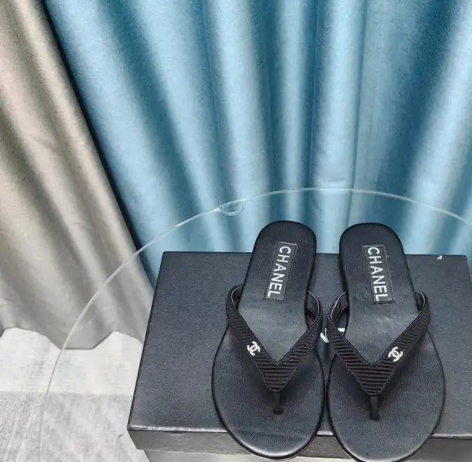 hype Chanel Slippers