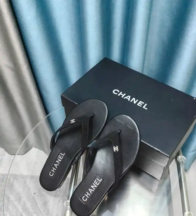 hype Chanel Slippers