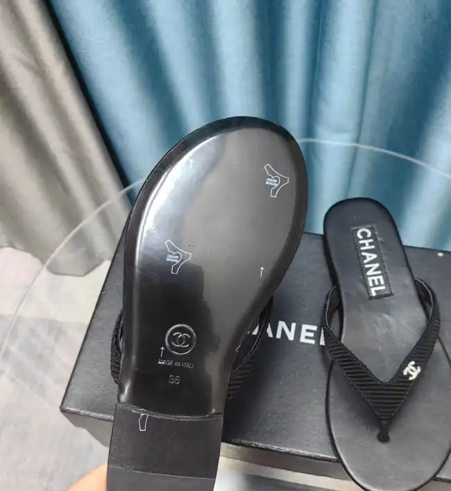 hype Chanel Slippers