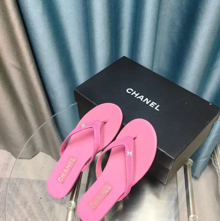 hype Chanel Slippers