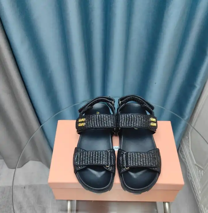 hype Miu Miu Sandals