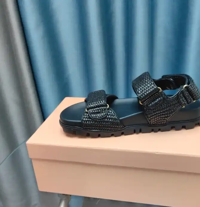 hype Miu Miu Sandals