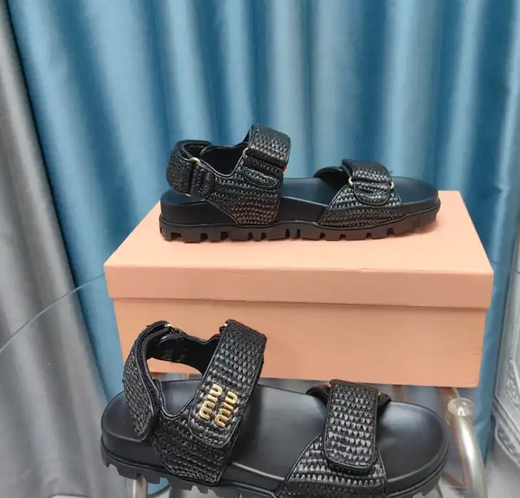 hype Miu Miu Sandals