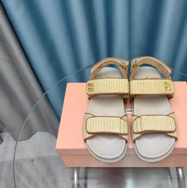 hype Miu Miu Sandals