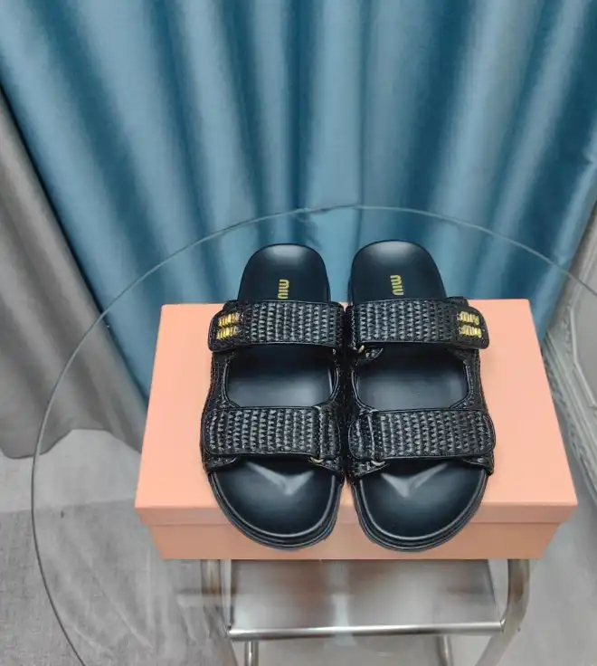 hype Miu Miu Sandals