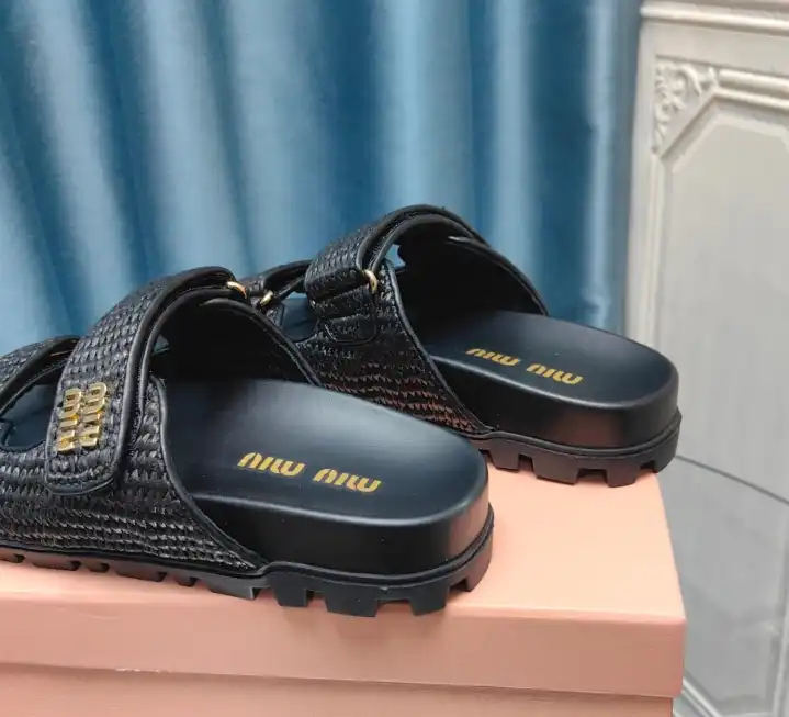 hype Miu Miu Sandals