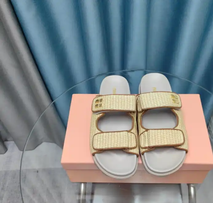 hype Miu Miu Sandals