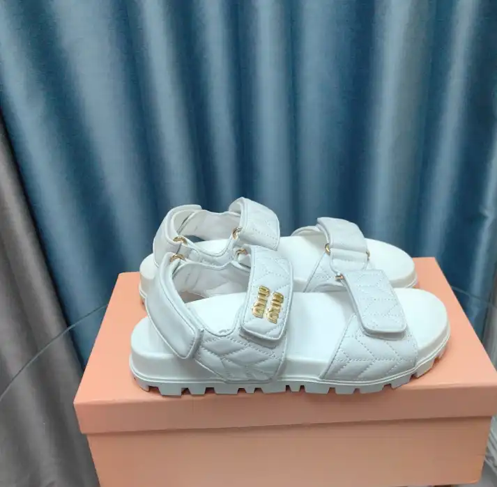 hype Miu Miu Sandals