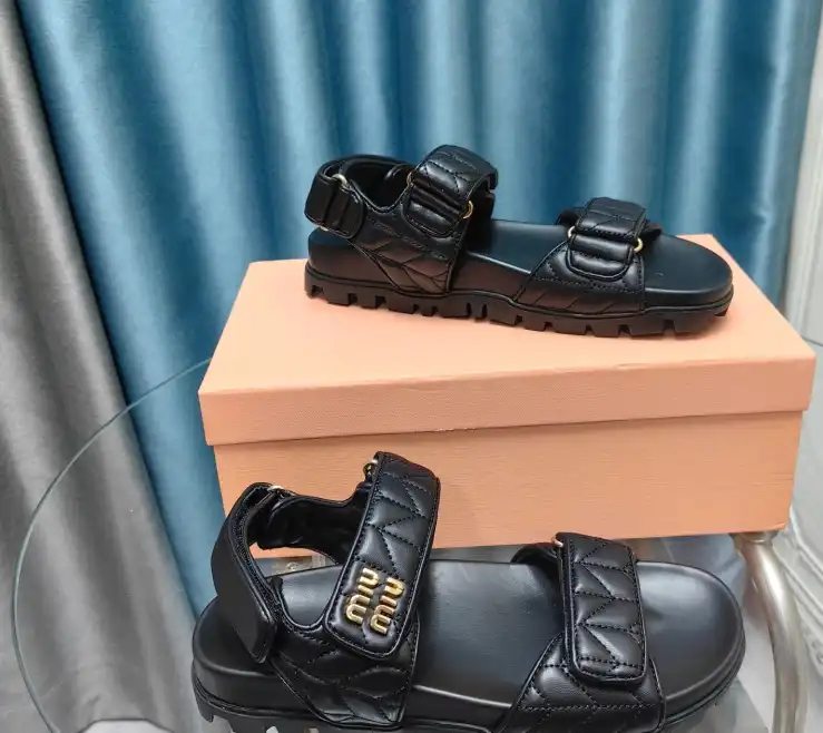 hype Miu Miu Sandals