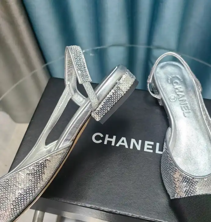 hype Chanel High Heels