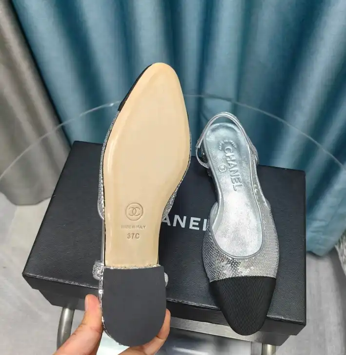 hype Chanel High Heels