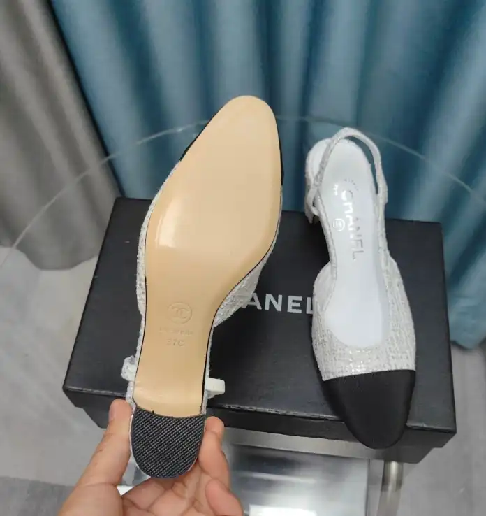 hype Chanel High Heels