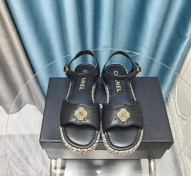 hype Chanel Slippers