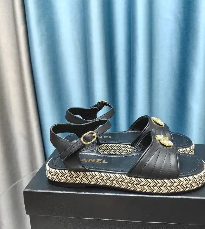 hype Chanel Slippers