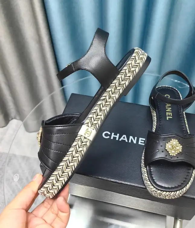 hype Chanel Slippers