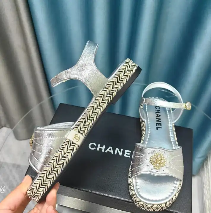 hype Chanel Slippers