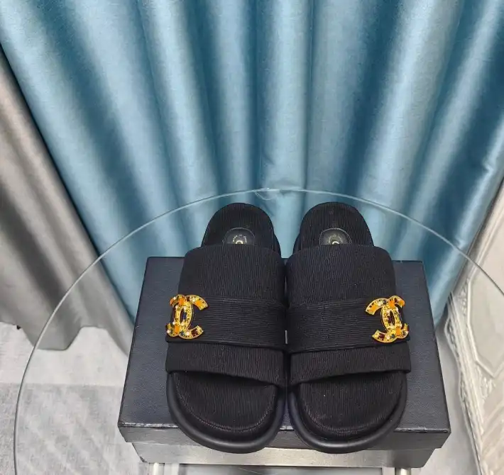 hype Chanel Slippers