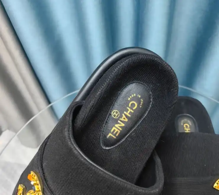 hype Chanel Slippers