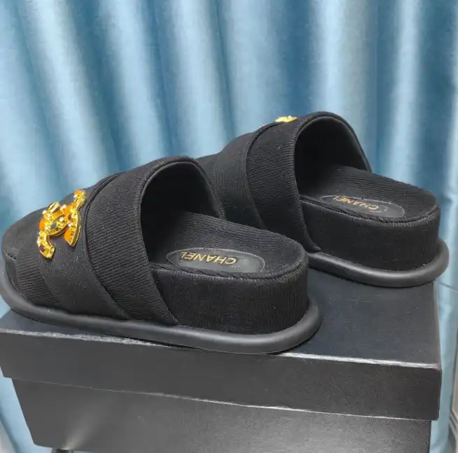 hype Chanel Slippers