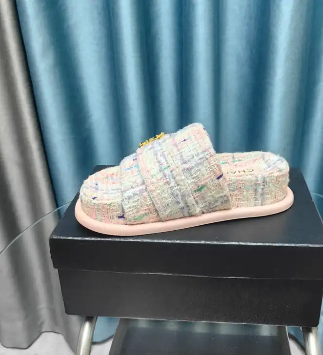 hype Chanel Slippers