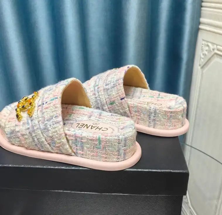 hype Chanel Slippers