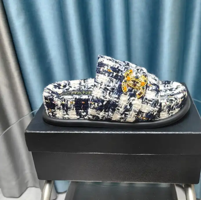 hype Chanel Slippers